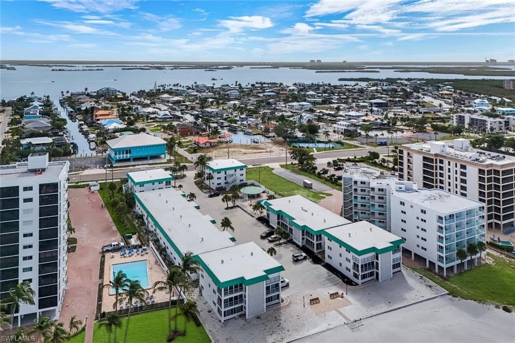 6500 Estero BLVD C113-32