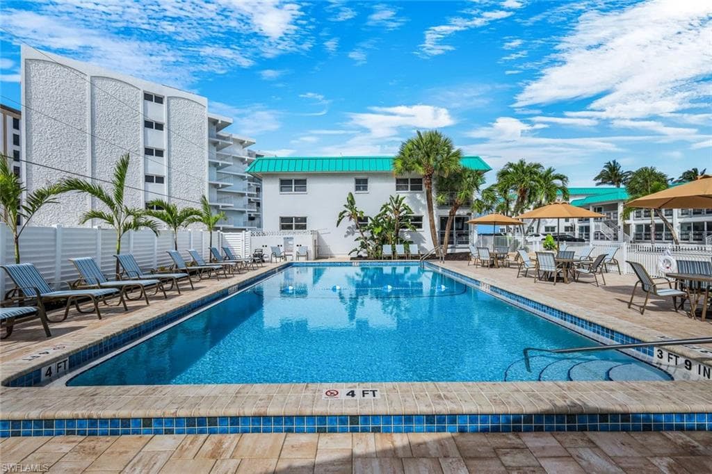 6500 Estero BLVD C113-24