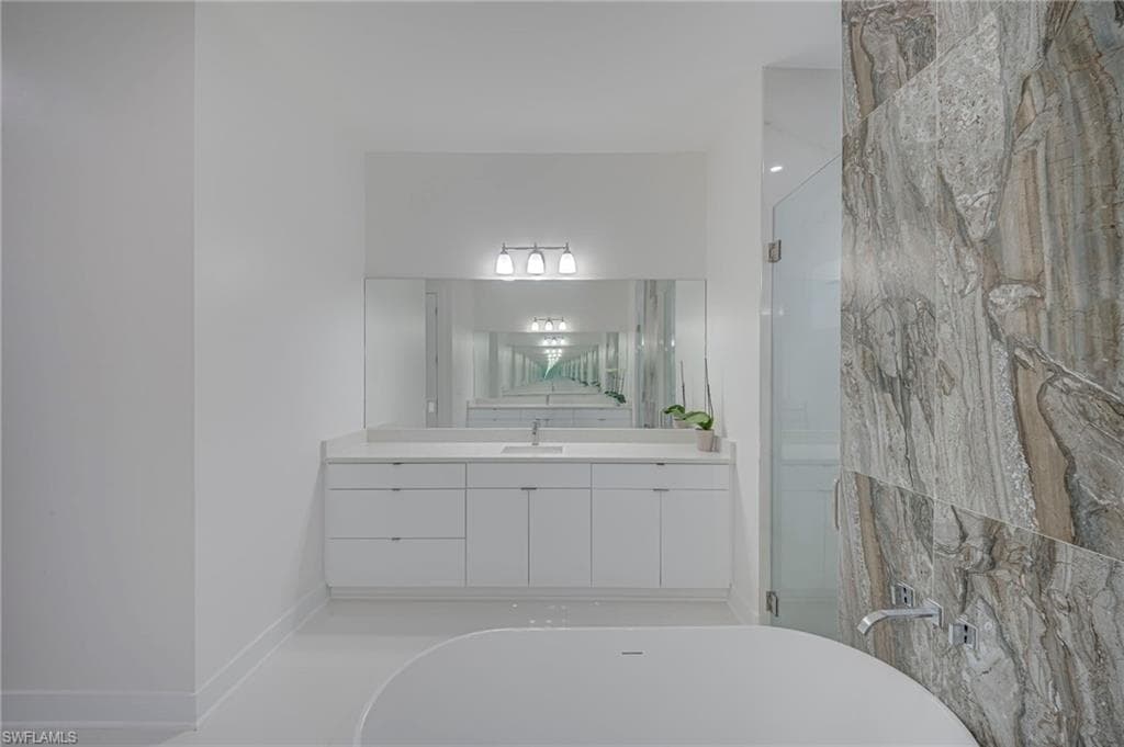 2662 36th AVE SE-22