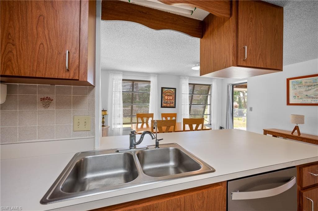 901 Ponderosa RD-17