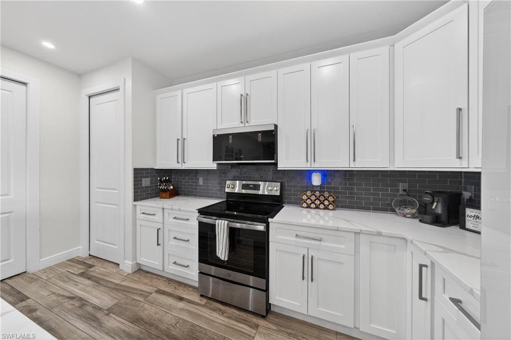 1902 NE 20th ST-11