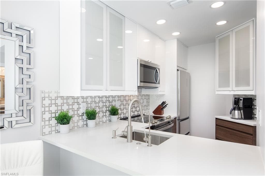 3323 Olympic DR 711-1