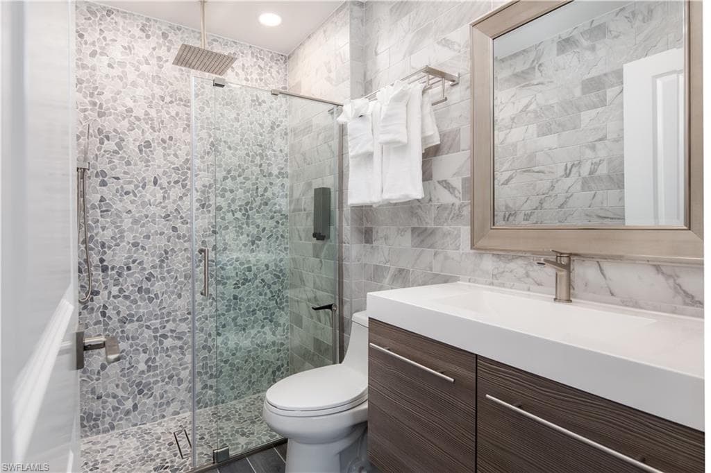 3323 Olympic DR 711-14