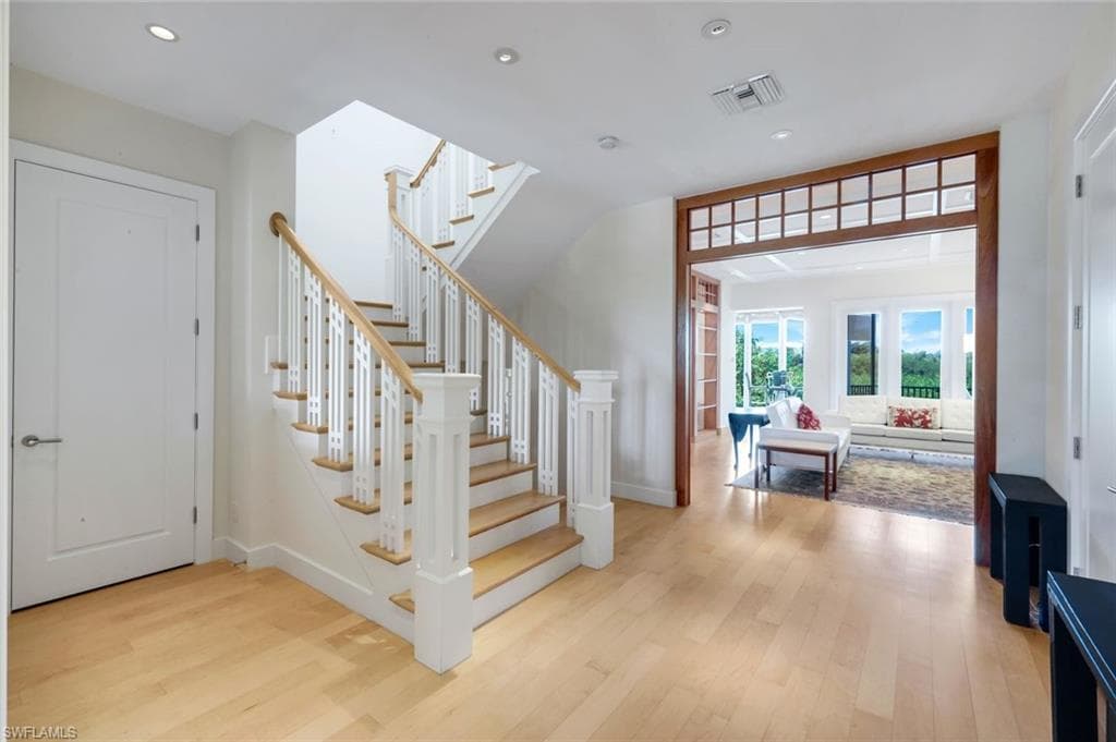 834 HIDEAWAY CIR W-47
