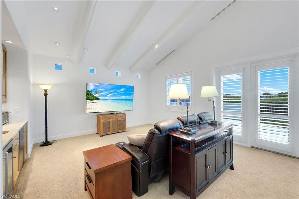 834 HIDEAWAY CIR W-7
