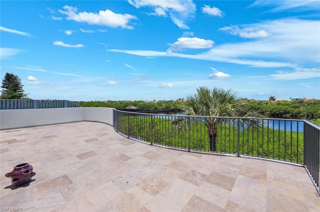 834 HIDEAWAY CIR W-24