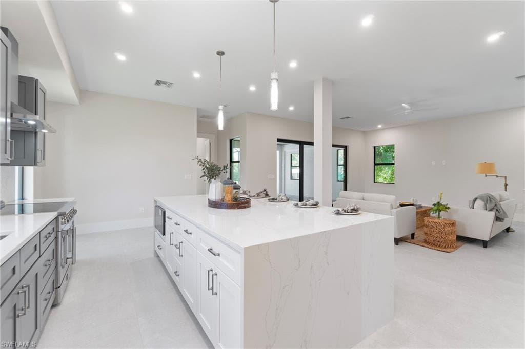 2769 Van Buren AVE-5