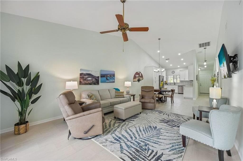 657 Saint Andrews BLVD-5