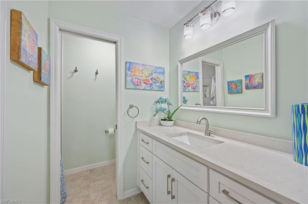 657 Saint Andrews BLVD-19