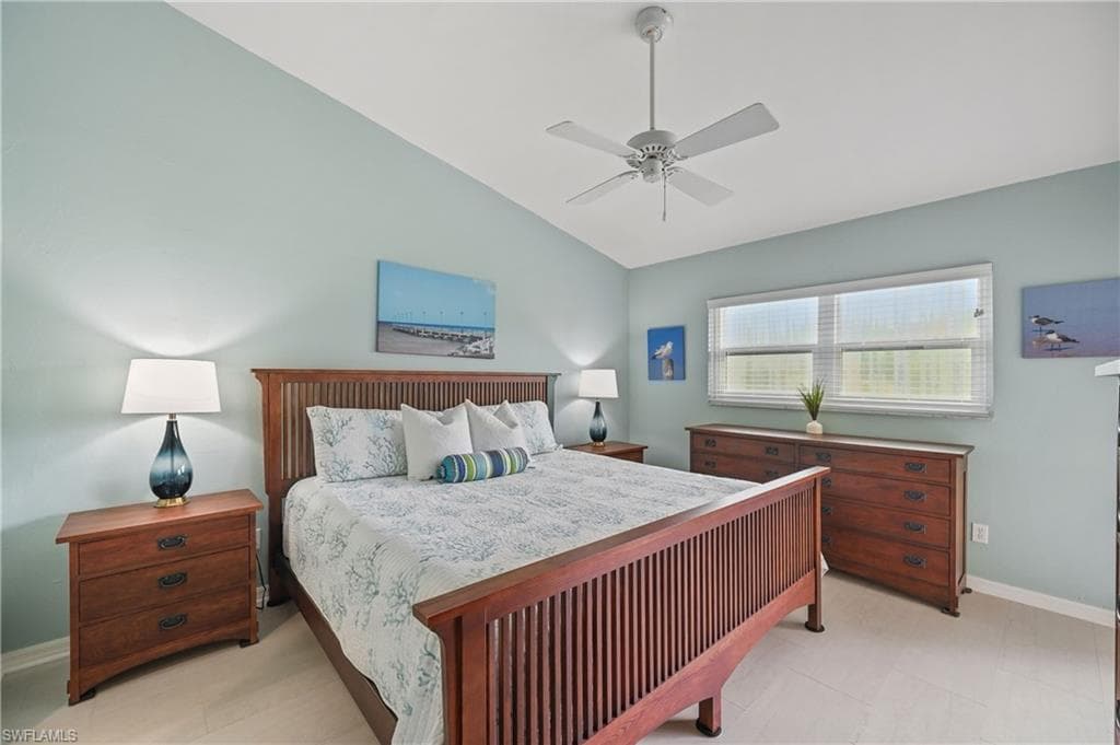 657 Saint Andrews BLVD-14