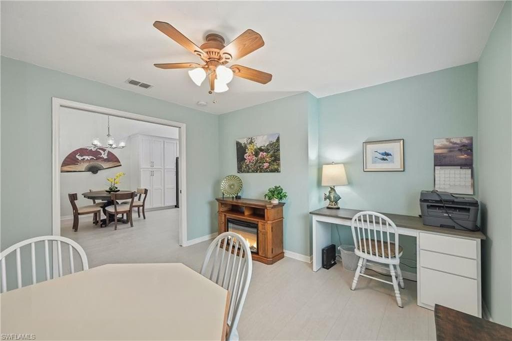 657 Saint Andrews BLVD-28