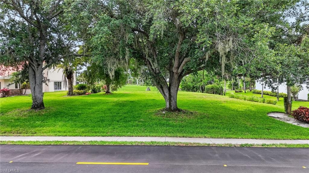 16047 Forest Oaks DR-5