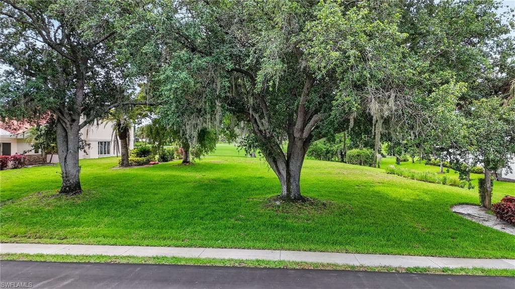 16047 Forest Oaks DR-4
