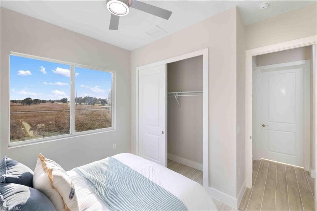 38 Lark DR-26