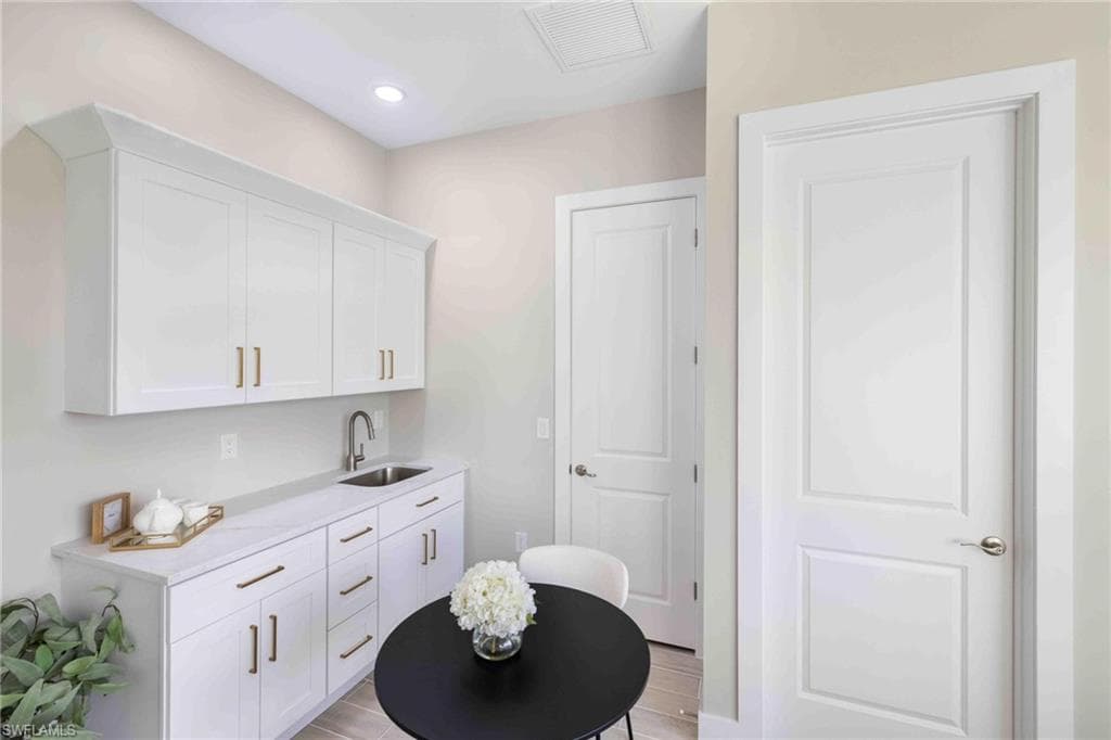 38 Lark DR-22