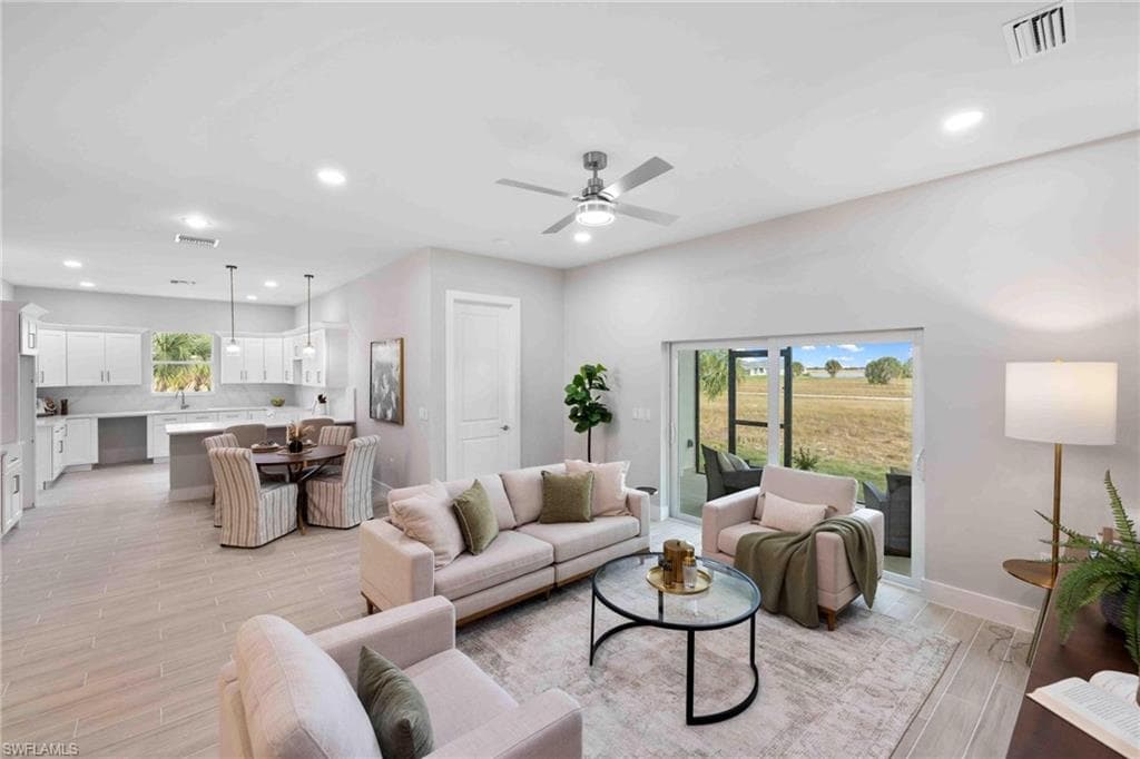 38 Lark DR-11
