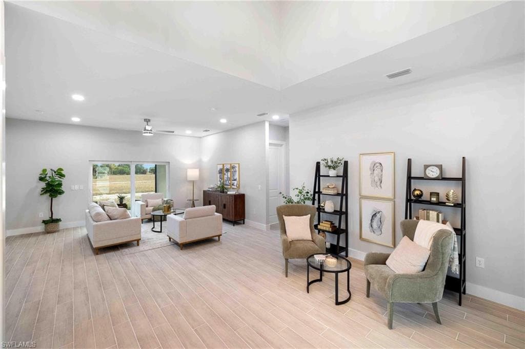 38 Lark DR-8