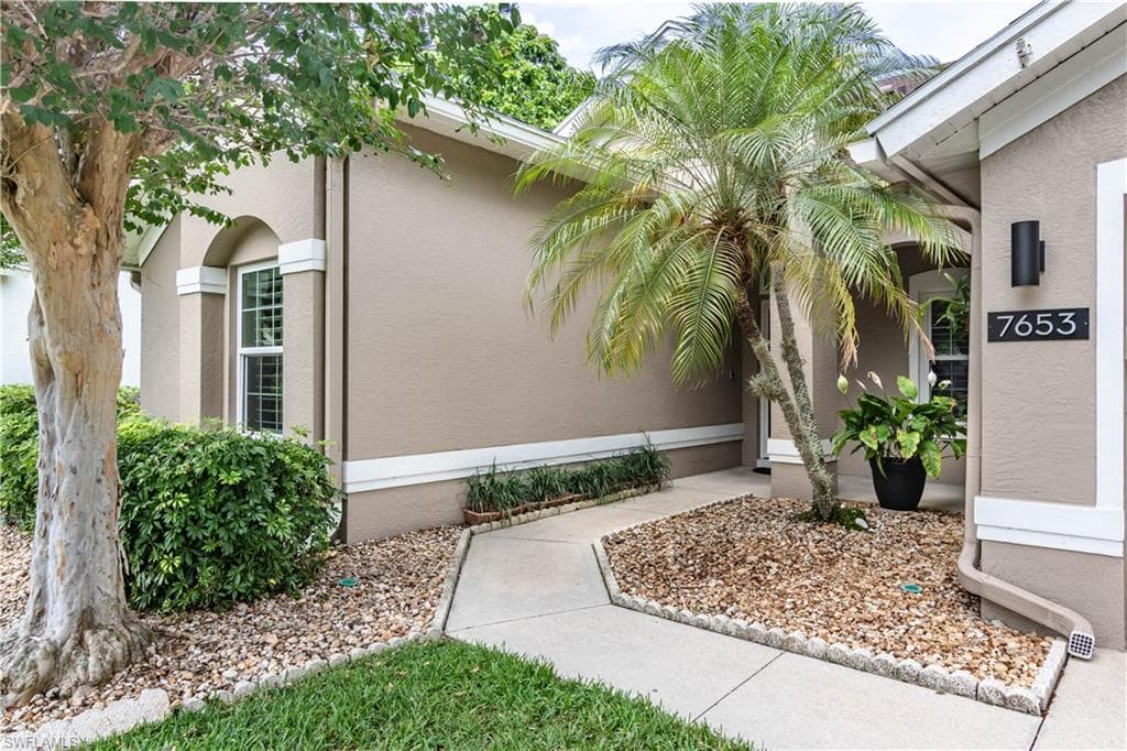 7653 Citrus Hill LN-4