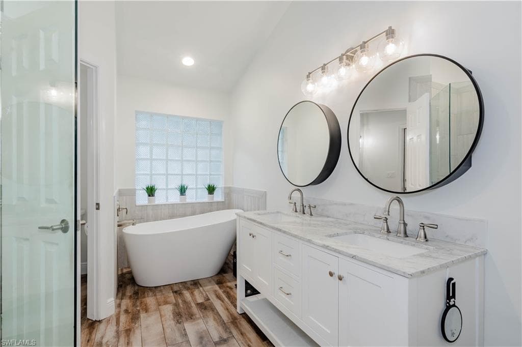 7653 Citrus Hill LN-23