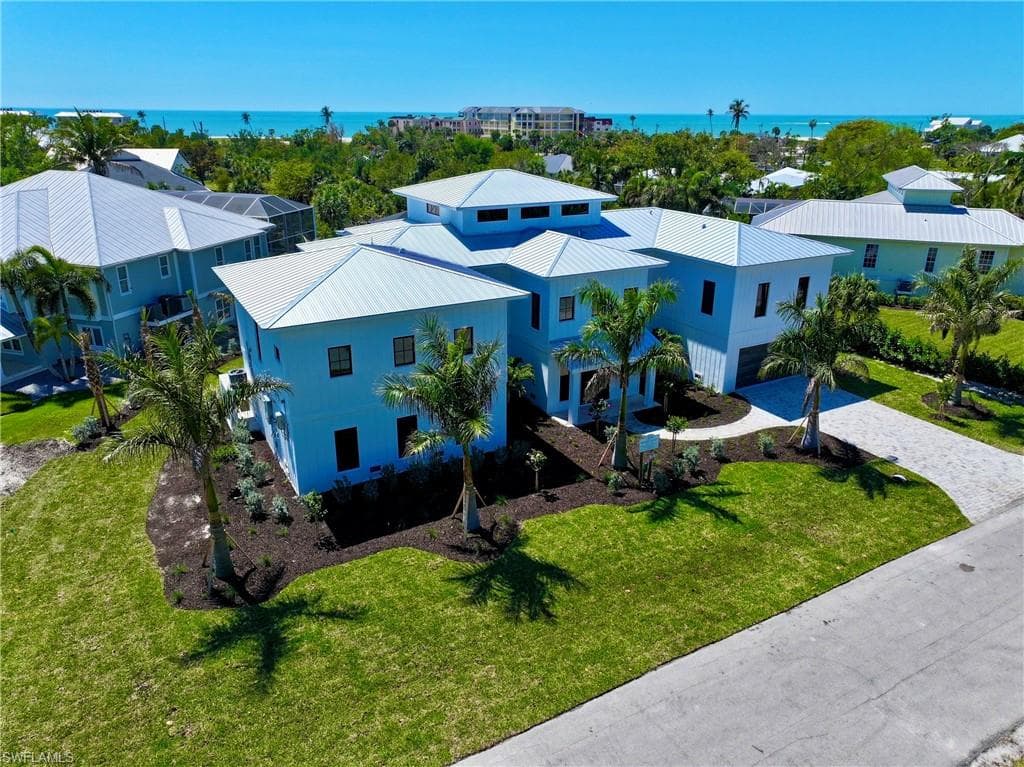 3324 Saint Kilda RD-4