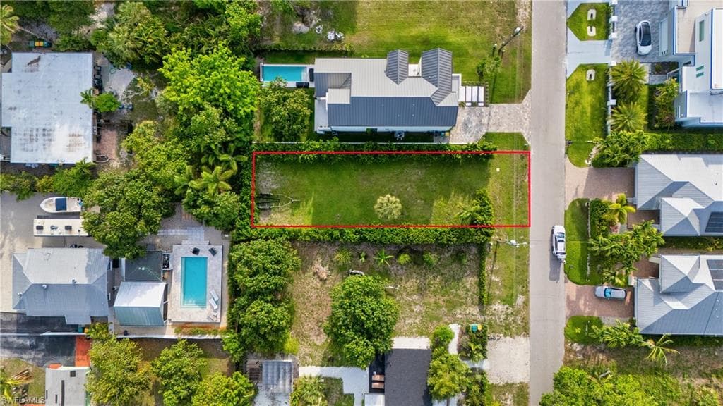 3010 Coco AVE-2