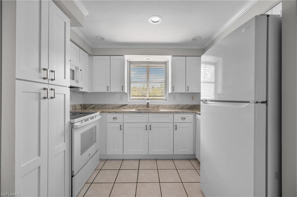 2480 Manasota Beach RD-13