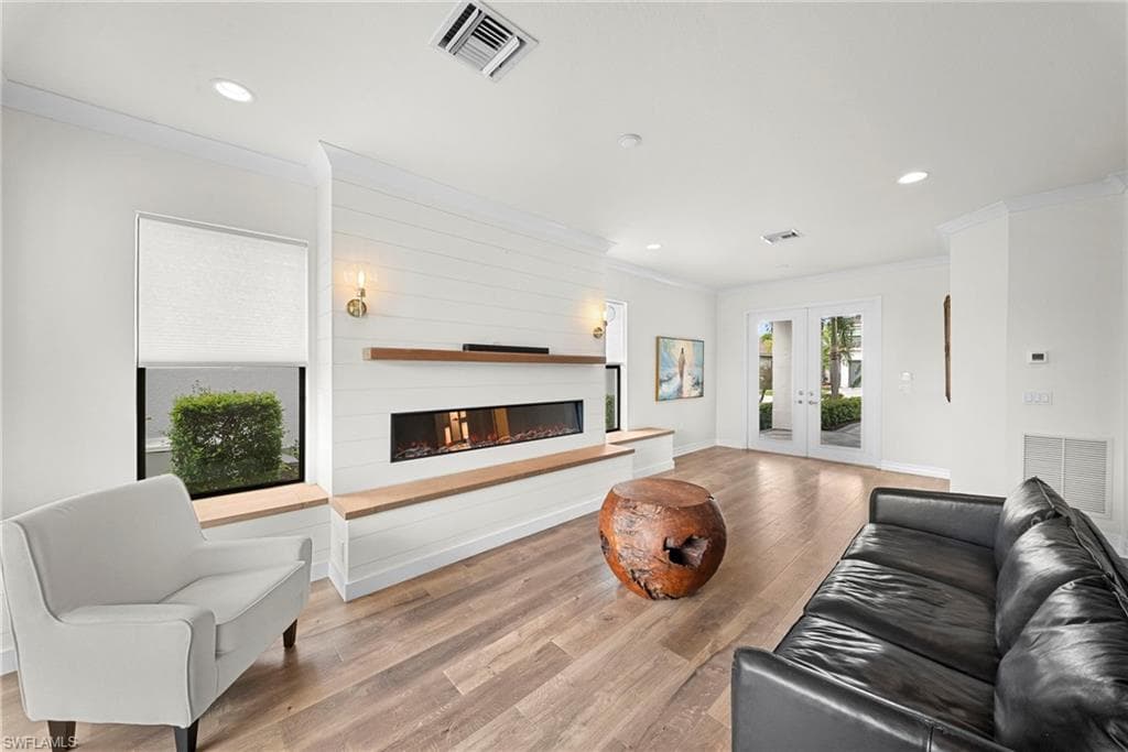 4586 Luminary AVE-4