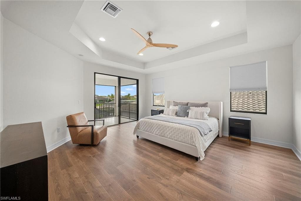 4586 Luminary AVE-23