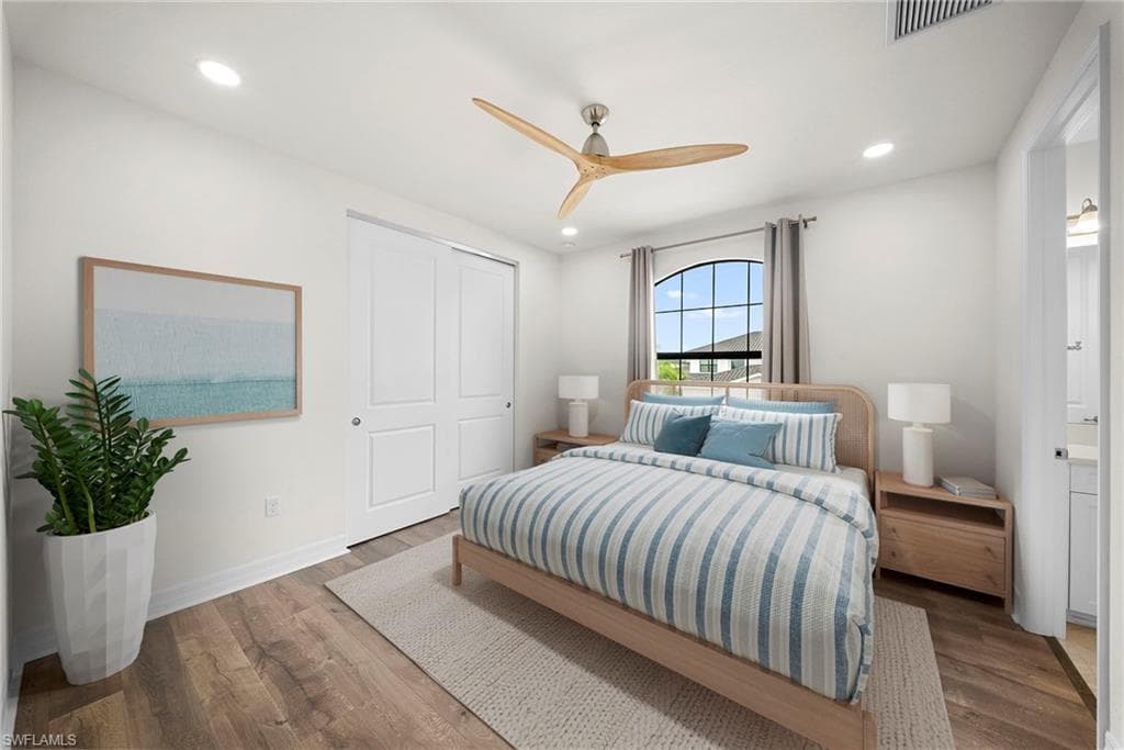 4586 Luminary AVE-37