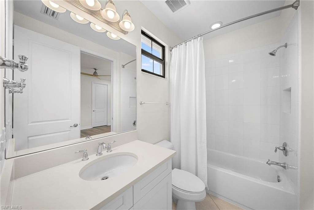 4586 Luminary AVE-36