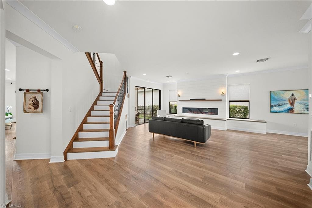 4586 Luminary AVE-7