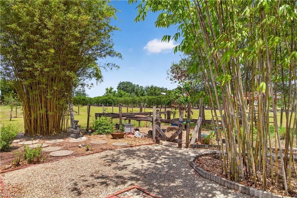 6670 Pangola RD-34