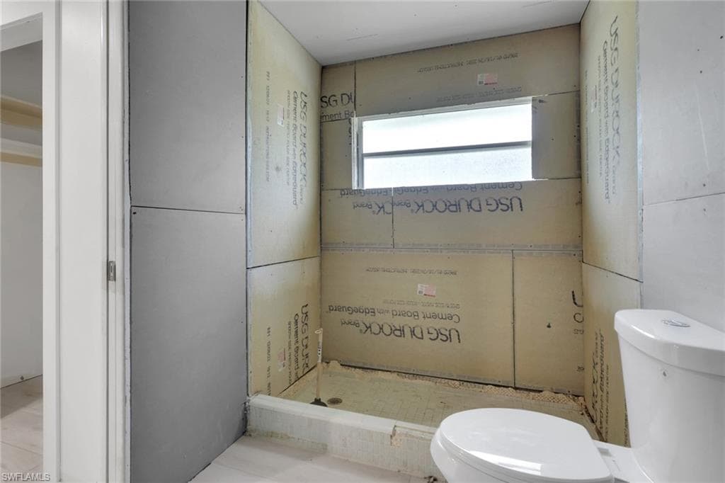 27126 Rue De Paix-20
