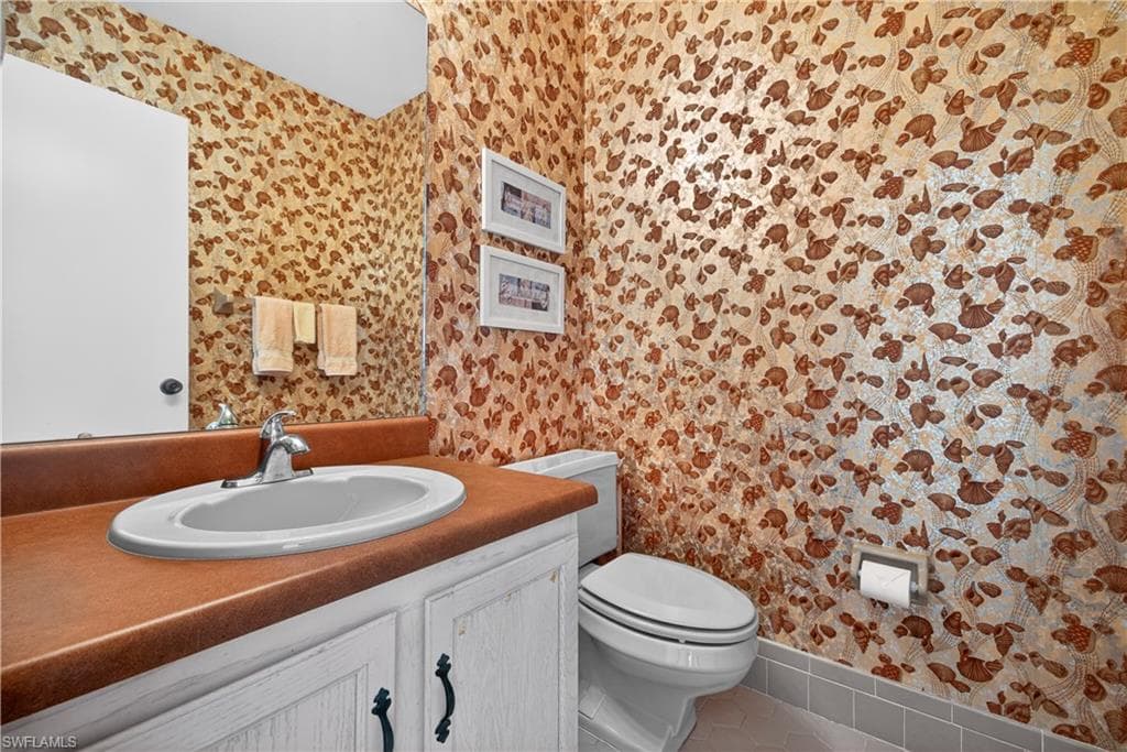 1502 Myerlee Country Club BLVD-15