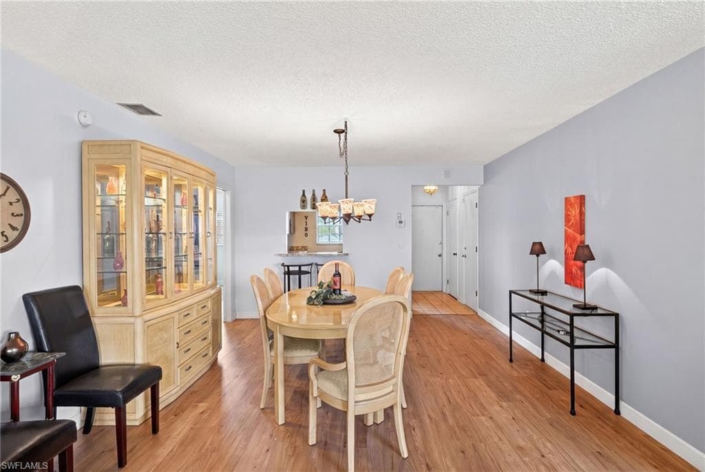1502 Myerlee Country Club BLVD-9