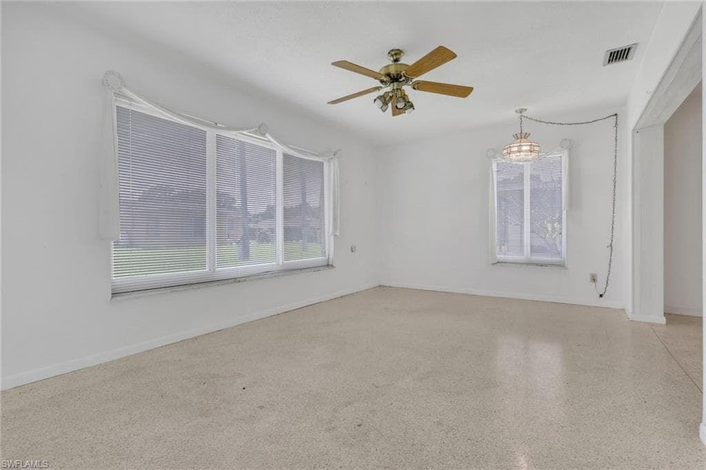 2212 E 6th ST-21