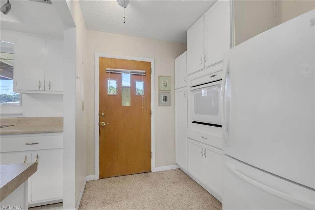 2212 E 6th ST-4