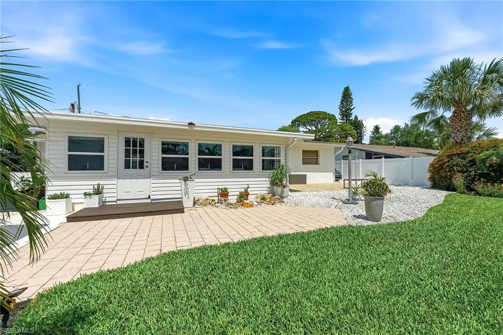 27051 Sun Aqua LN-22