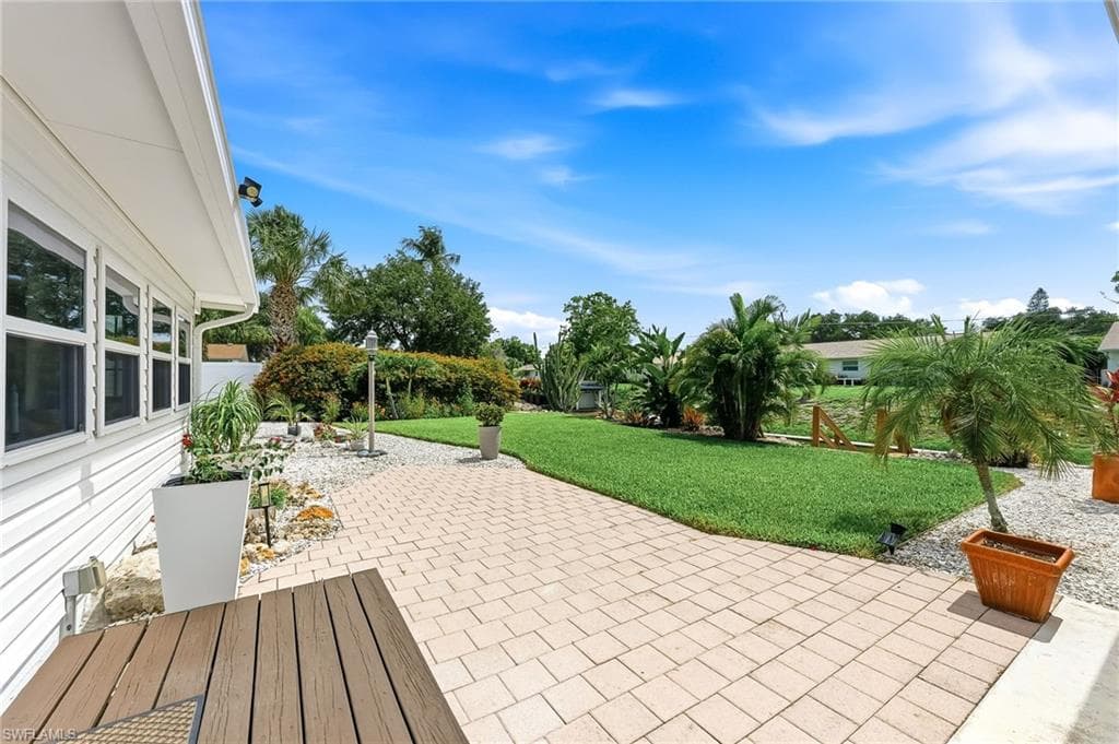27051 Sun Aqua LN-26