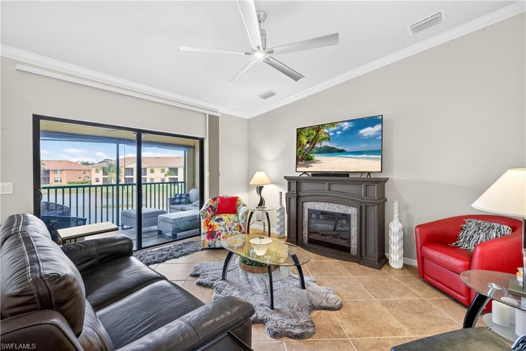 13710 Julias WAY 924-5