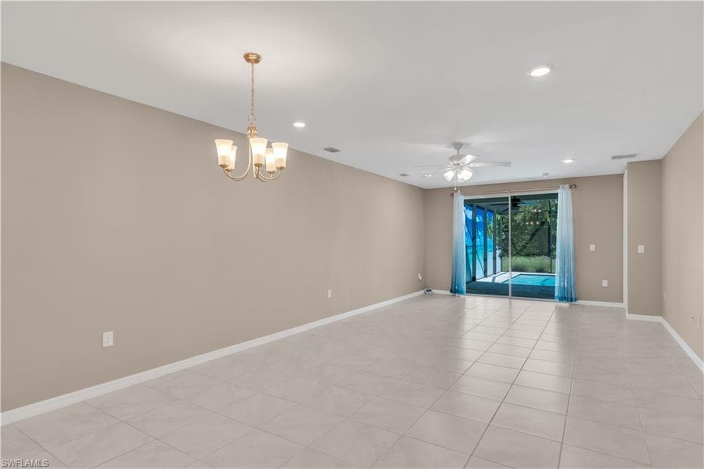 14695 Edgewater CIR-3