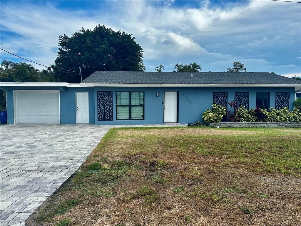 1763 Inlet DR-25