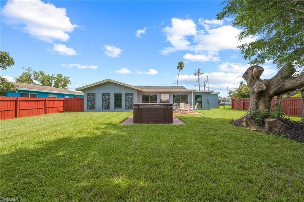 1763 Inlet DR-5