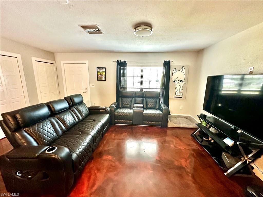 1763 Inlet DR-13
