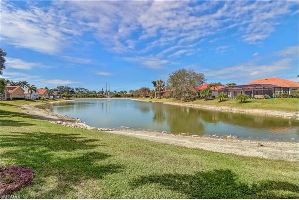1041 Jardin DR-19