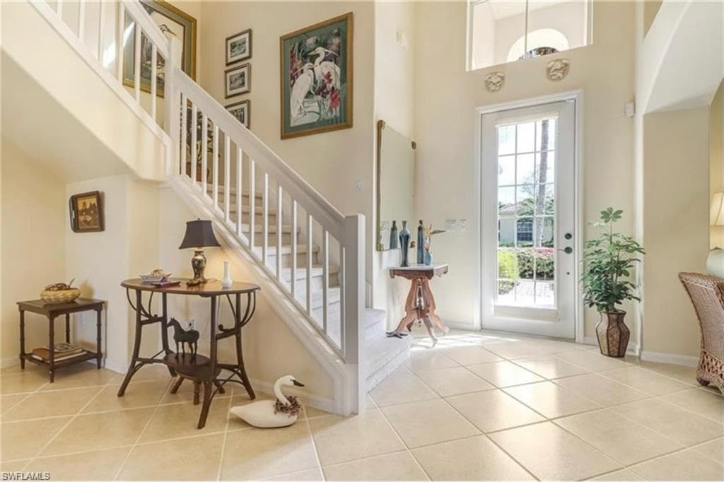 1041 Jardin DR-14