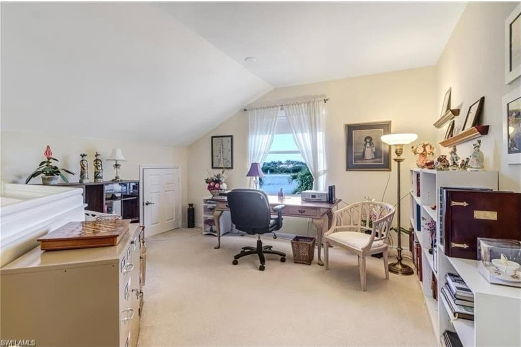 1041 Jardin DR-10