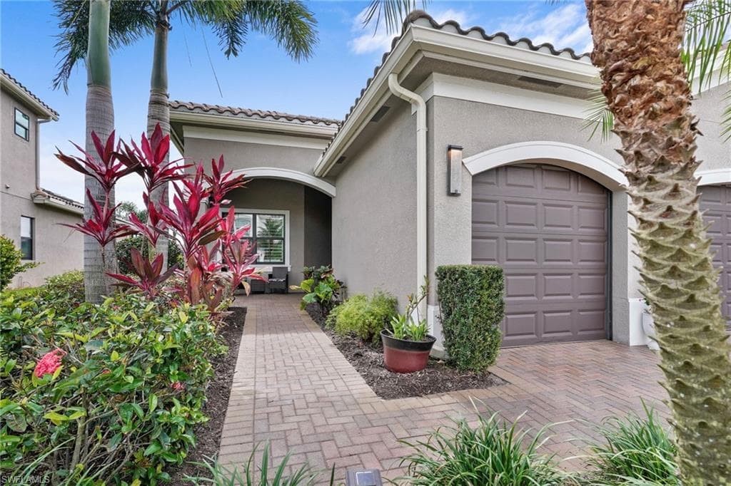 11689 Kati Falls LN-1