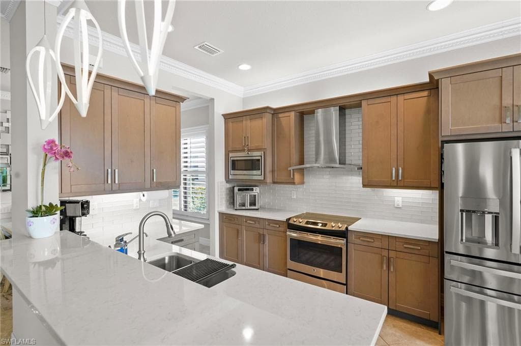 11689 Kati Falls LN-14