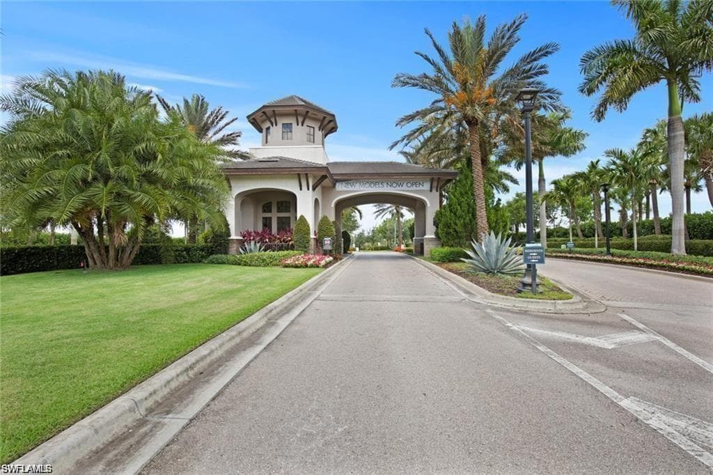 11689 Kati Falls LN-43